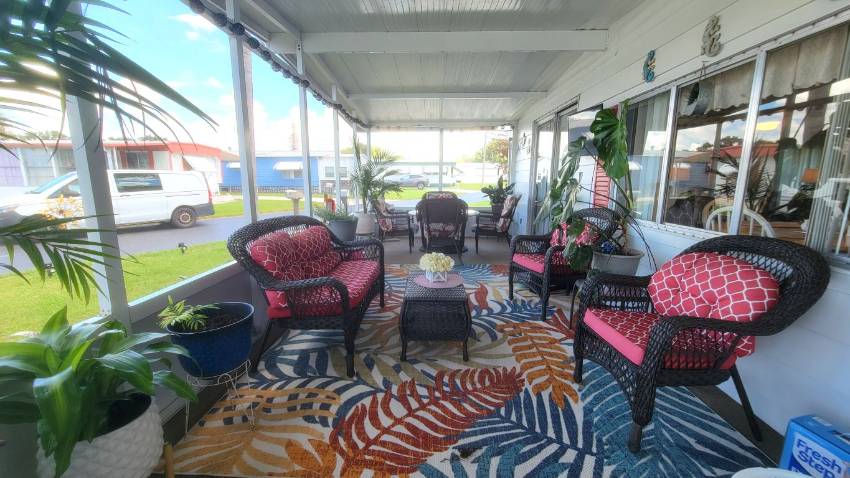 161 Juniper Dr. West a Dundee, FL Mobile or Manufactured Home for Sale